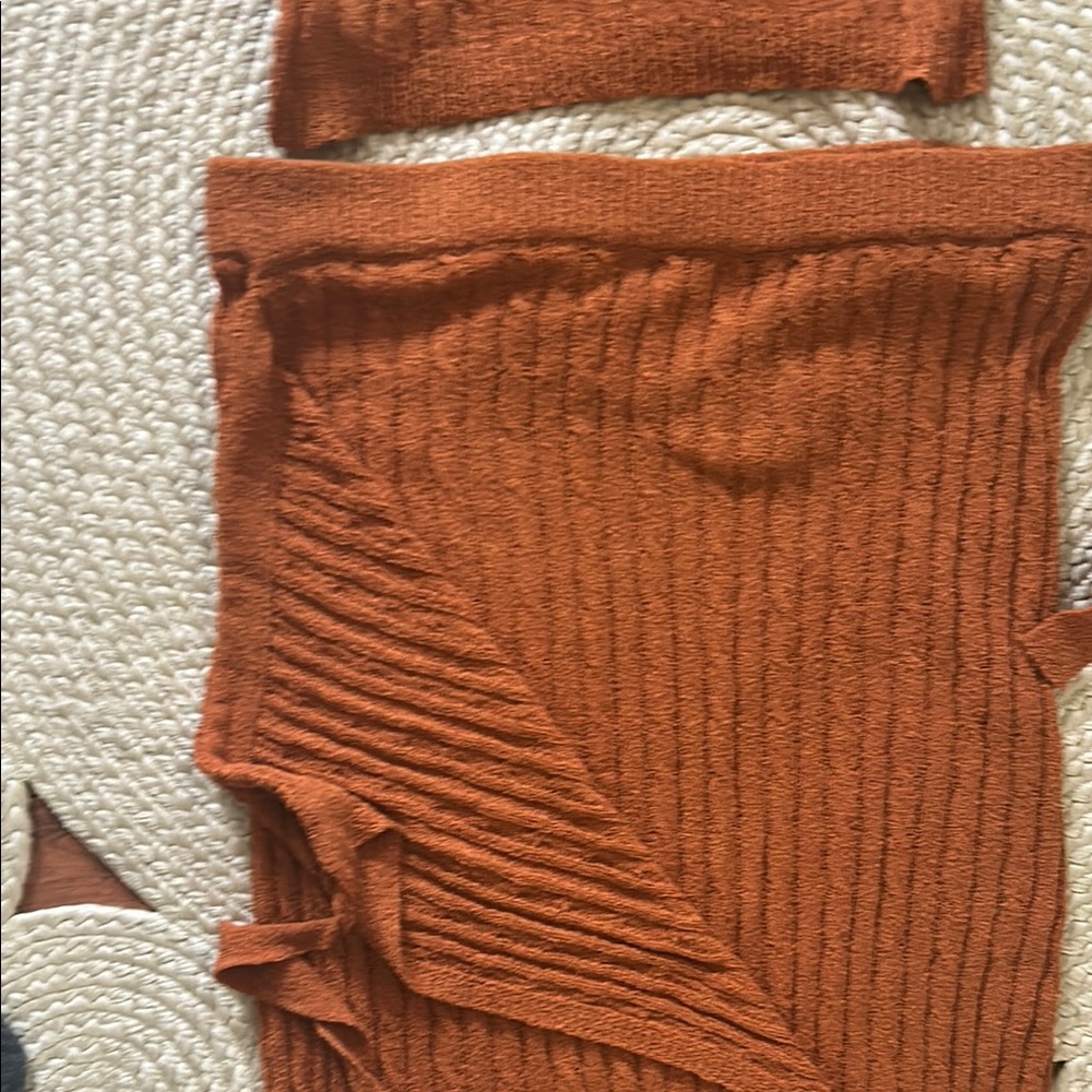Rust One-Shoulder Knit Set - Picture 4 of 9